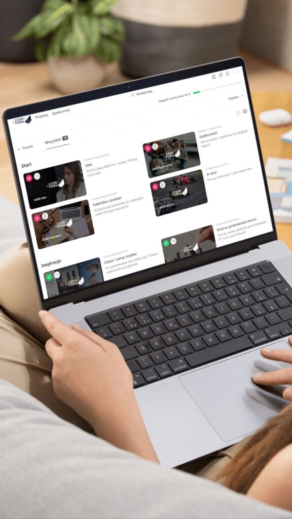Platforma rozwojowa Code of Form dostępna online